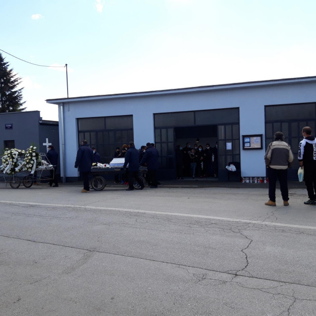 Pogreb tragično preminule djevojčice iz Nove Gradiške