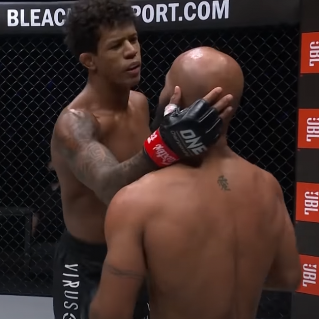 Adriano Moraes i Demetrious Johnson