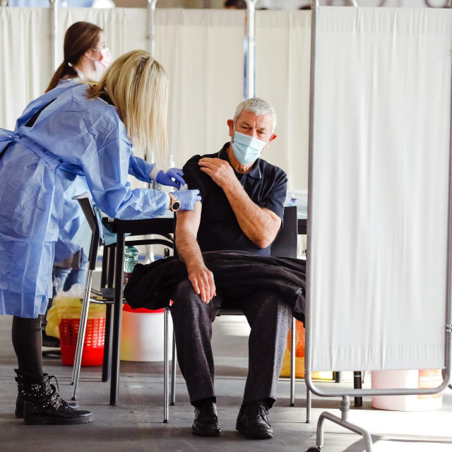 Cijepljenje na zagrebačkom Velesajmu