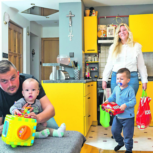 Maja Škarica s obitelji