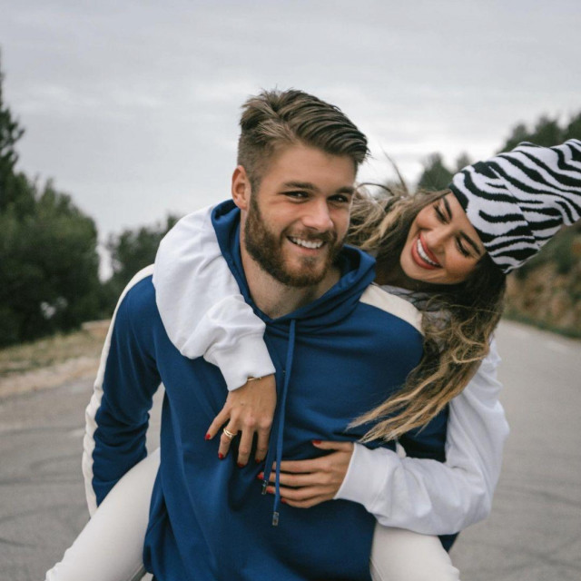 Adriana Đurđević i Duje Ćaleta Car