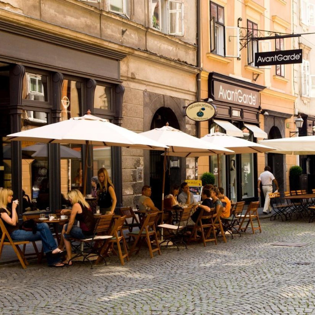 Kafići u Ljubljani; ilustracija