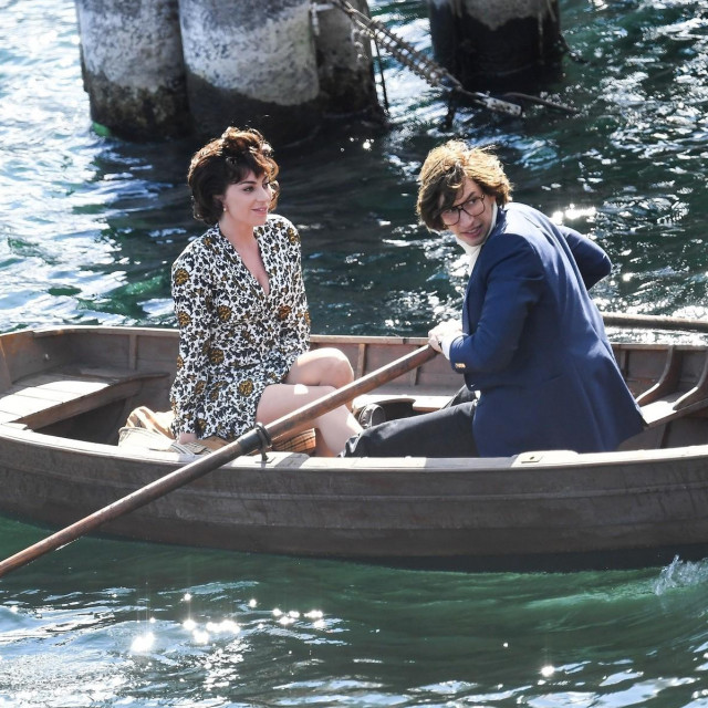 Lady Gaga i Adam Driver na setu filma 'House of Gucci'