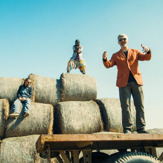 Alejuandro Buendija i Reper iz sobe
