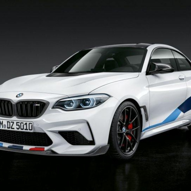 BMW M2 ilustracija