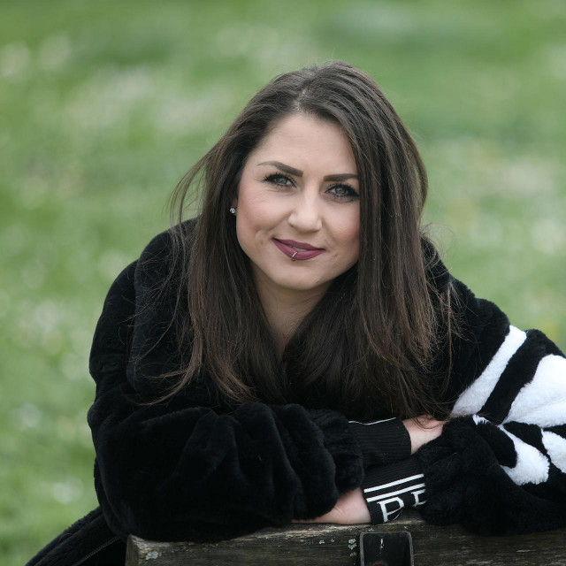Nakon što sam je bila vegetarijanka, postala je veganka i aktivistica za prava životinja