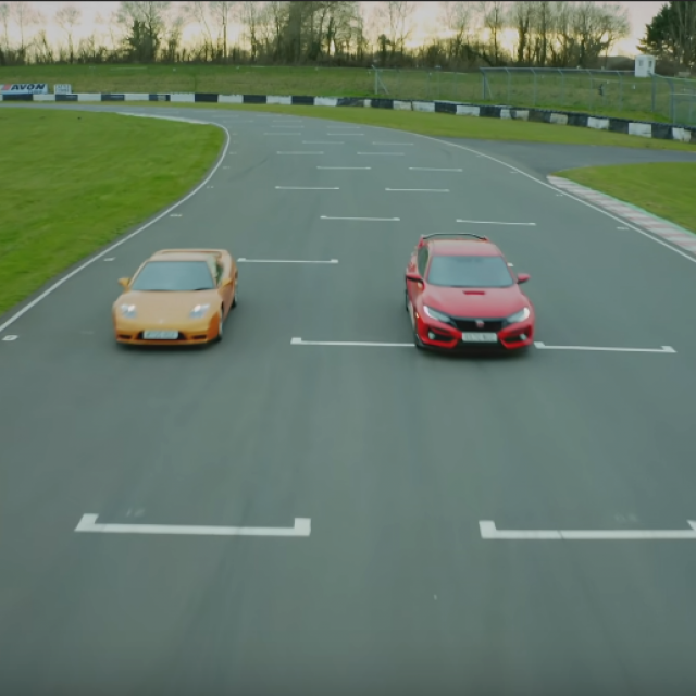 Usporedba Honde Civic i NSX