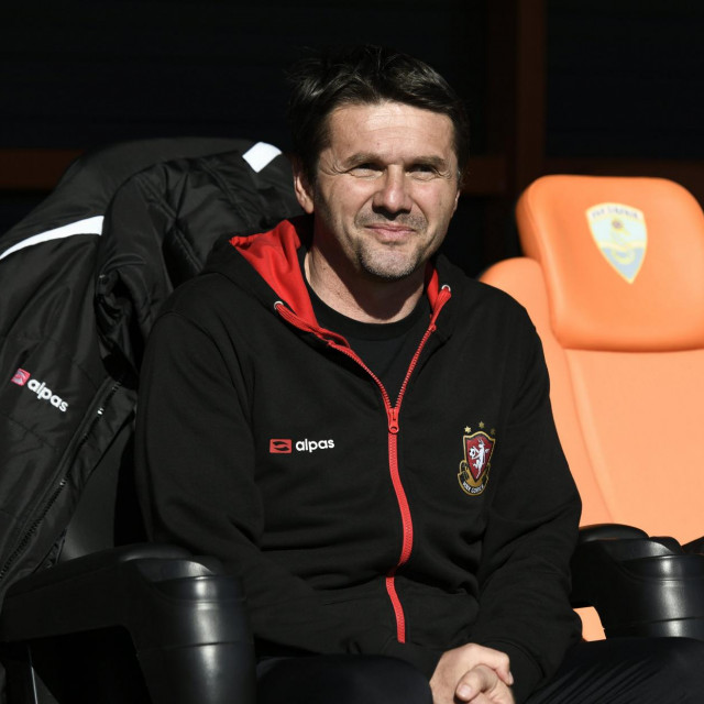 Sibenik, 200421.
Stadion Subicevac
Nogometna utakmica Prve HNL HNK Sibenik - HNK Gorica.
Na fotografiji: Sinisa Orescanin, trener Gorica