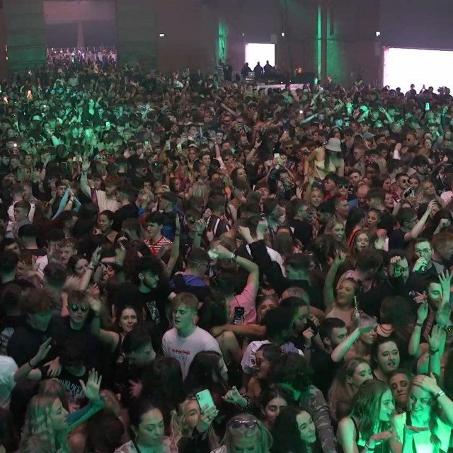 Rave party u Liverpoolu