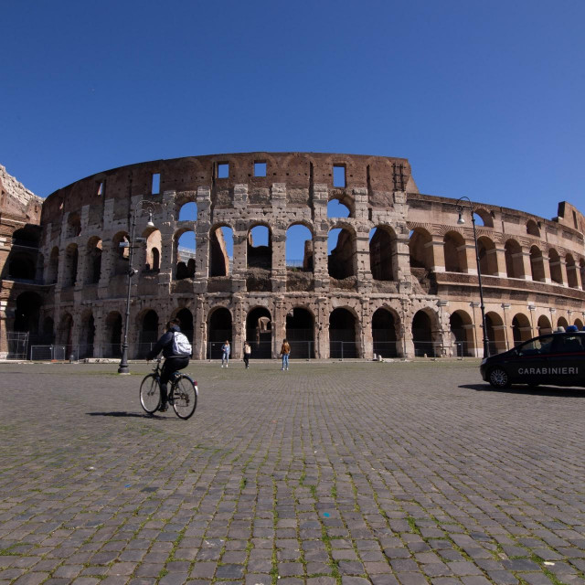Rimski Kolosej snimljen u ožujku ove godine.