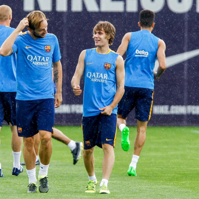 Ivan Rakitić i Alen Halilović na treningu Barcelone