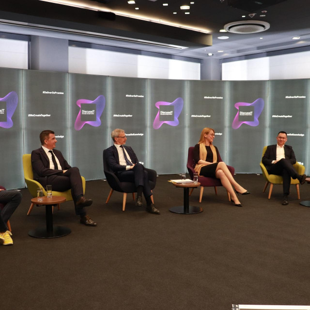 Hrvoje Prpić, Roberto Bitunjac, Boris Vujčić, Liana Keserić, Goran Car, Tarik Filipović