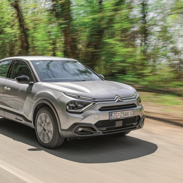 Citroen e-C4
