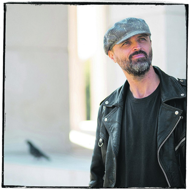 Knjiga ”Sjećanje šume” od ove jeseni biti će uvrštena u čitanku za osme razrede osnovnih škola, te u izborni program za lektiru srednjih škola