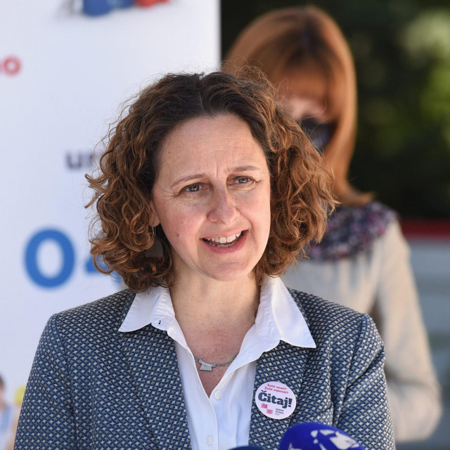 Nina Obuljen Koržinek 