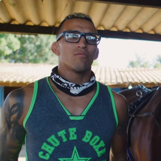 Charles Oliveira