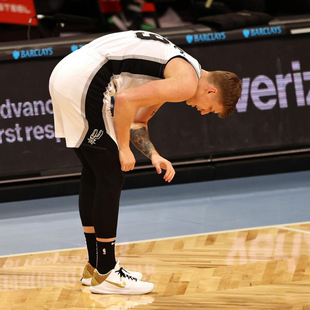 Ozljeda Luke Šamanića u utakmici protiv Brooklyna