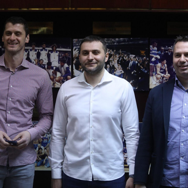 Sportski direktor Cibone Marin Rozić, trener Vladimir Jovanovic i direktor Domagoj Čavlović