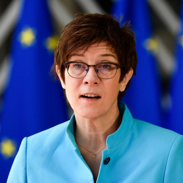 Annegret Kramp Karrenbauer 
