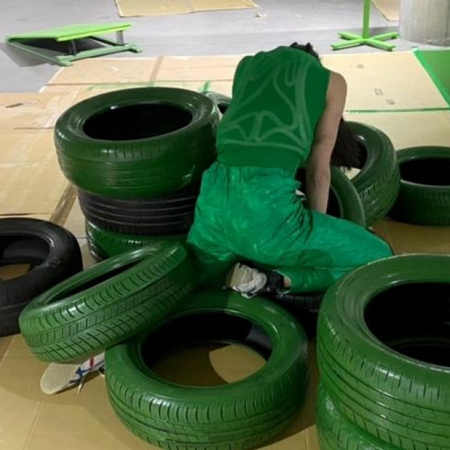 Scena iz predstave ”Fantastične vrste”