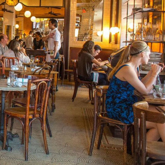 Davor Božinović i ilustracija restorana