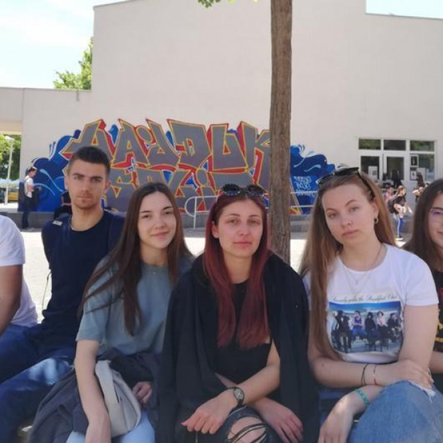 Neno, Anđelo, Anamarija, Elora, Mia, Ivana i Martin s liste za Omiš (s lijeva na desno)