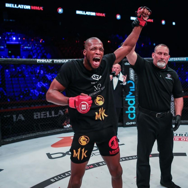 Michael Page i Ross Houston