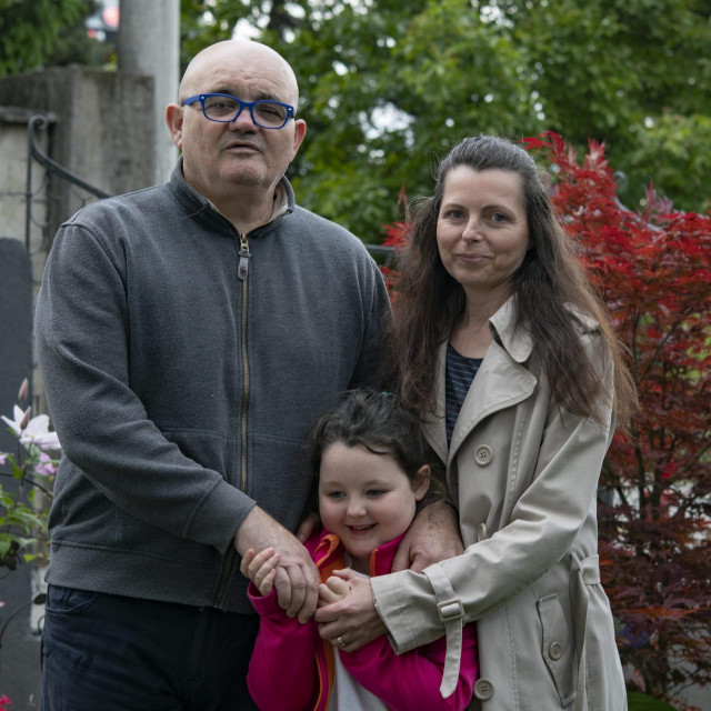 Zoran, Julija i Rosa Topić iz Zagreba
 