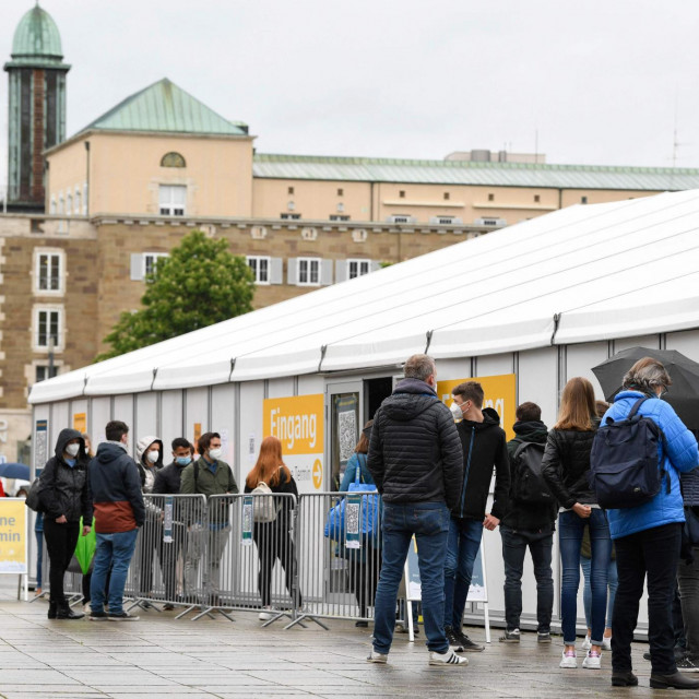 Punkt za testiranje u Stuttgartu
