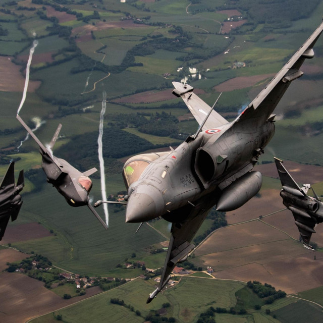 F-35A Lightning II Zračnih snaga SAD-a i Dassault Rafale Zračnih snaga Francuske