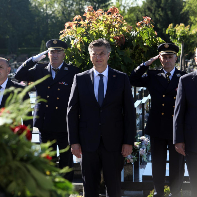 Mario Banožić (L), Tomo Medved (drugi slijeva), Andrej Plenković