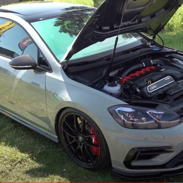 Golf 7.5 R