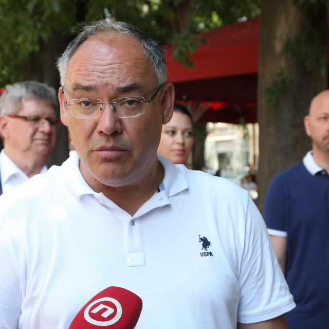 Damir Kajin: Mnogi koji su sada izgubili mandate neće se moći zaposliti u javnim poduzećima i svašta bi moglo izići iz ormara
 