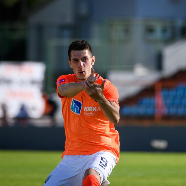 Deni Jurić slavi gol