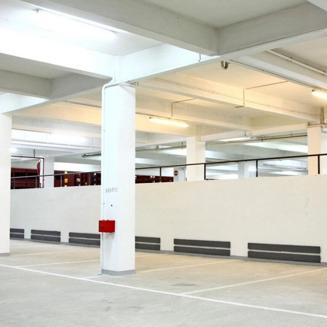 Parking u Hong Kongu, ilustracija