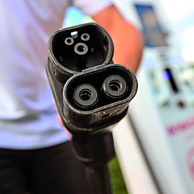 Punjač električnog auta