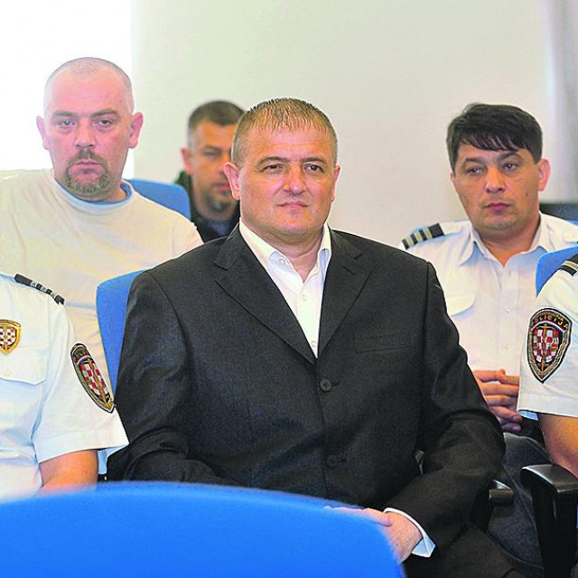 Anti Rosi sudilo se i za krvavu pljačku Fine, ali je oslobođen optužbe