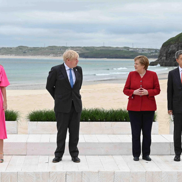 Johnson i Merkel
