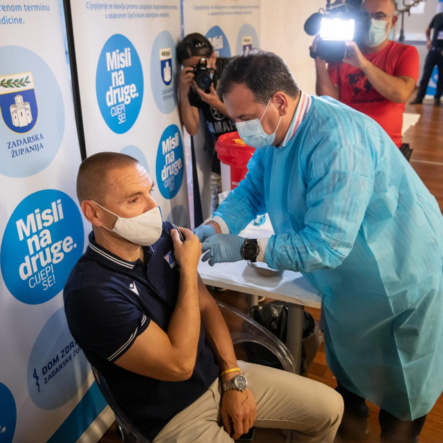 Direktor KK Zadar Željko Žilavec i ministar Beroš