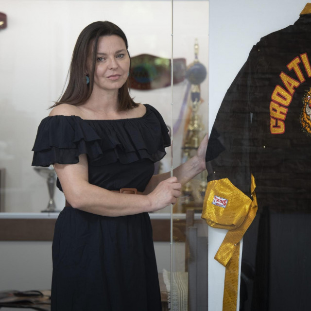 Ivana Cikatić, supruga pokojnog Branka Cikatića, uskoro otvara bistro koji će krasiti eksponati iz njegove sportske karijere te će tako to biti i svojevrsni muzej u spomen na Branka