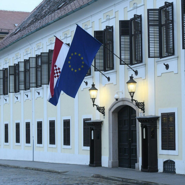 Banski dvori