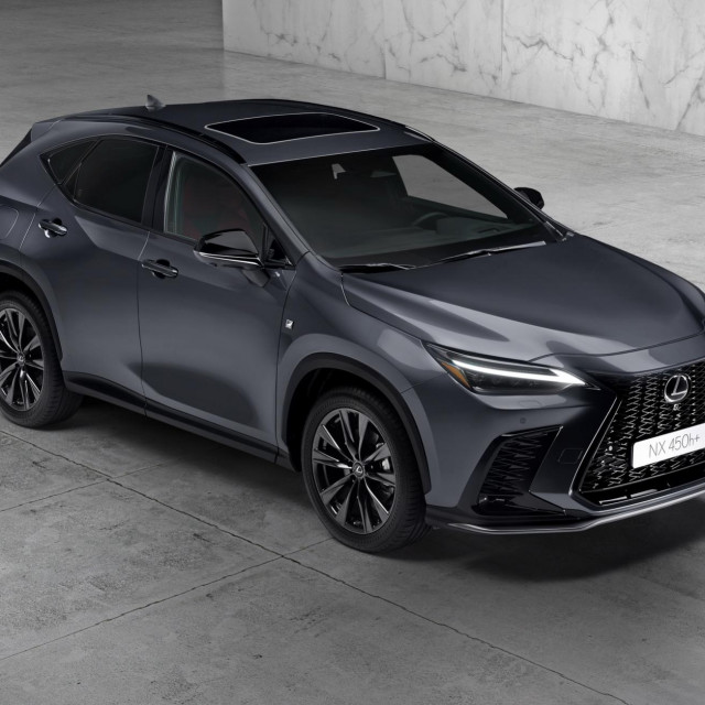 Lexus NX
