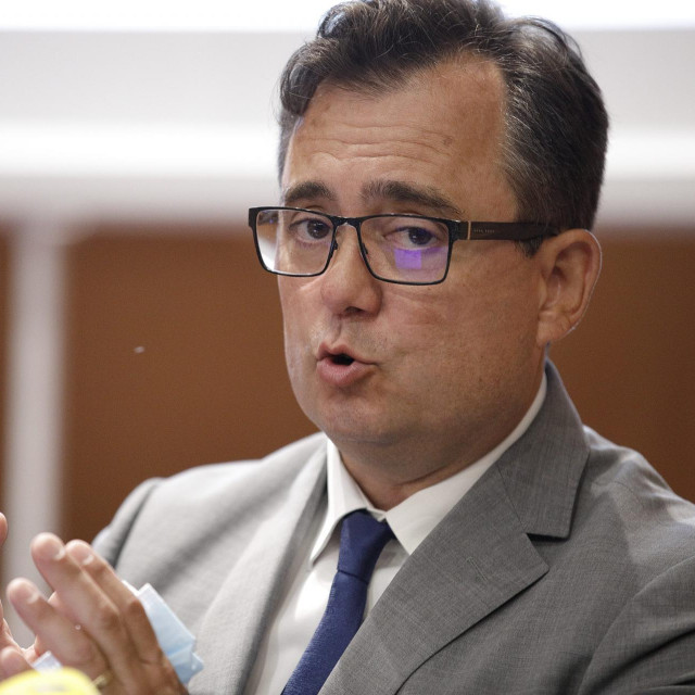 Ravnatelj Fonda za obnovu Damir Vanđelić