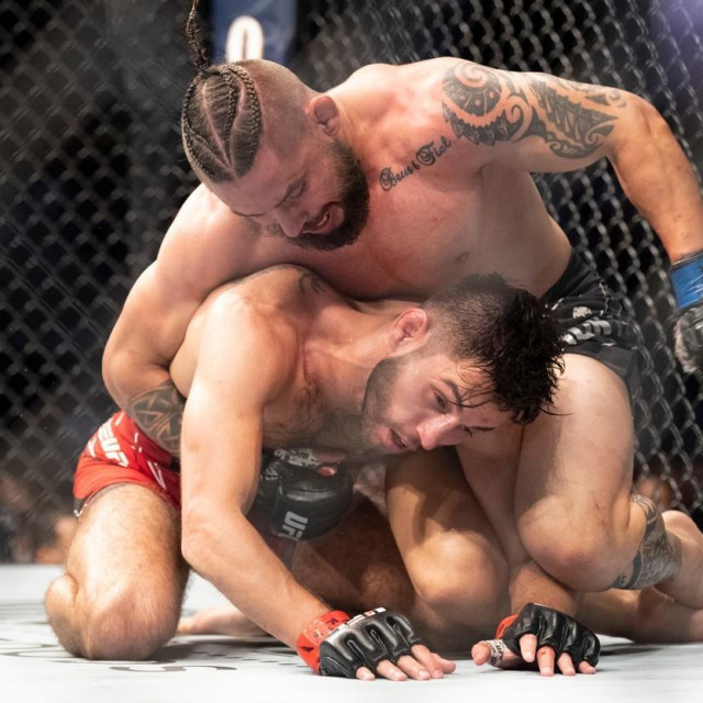 Rogerio Bontorin vs Matt Schnell