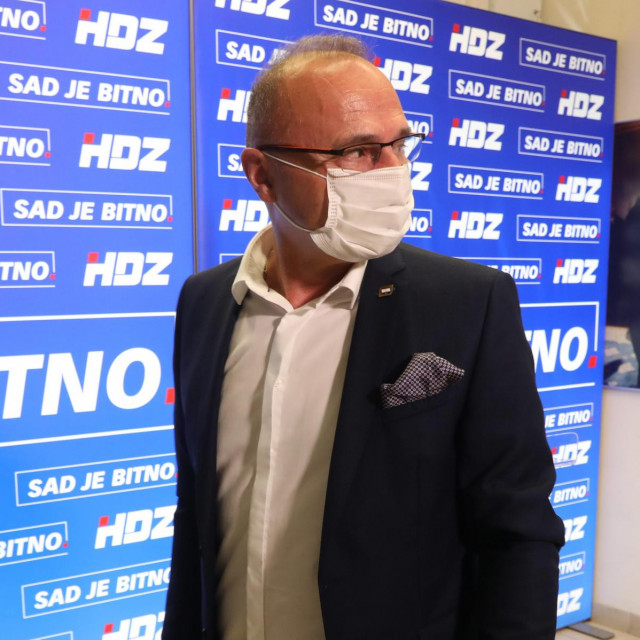 Gordan Grlić Radman