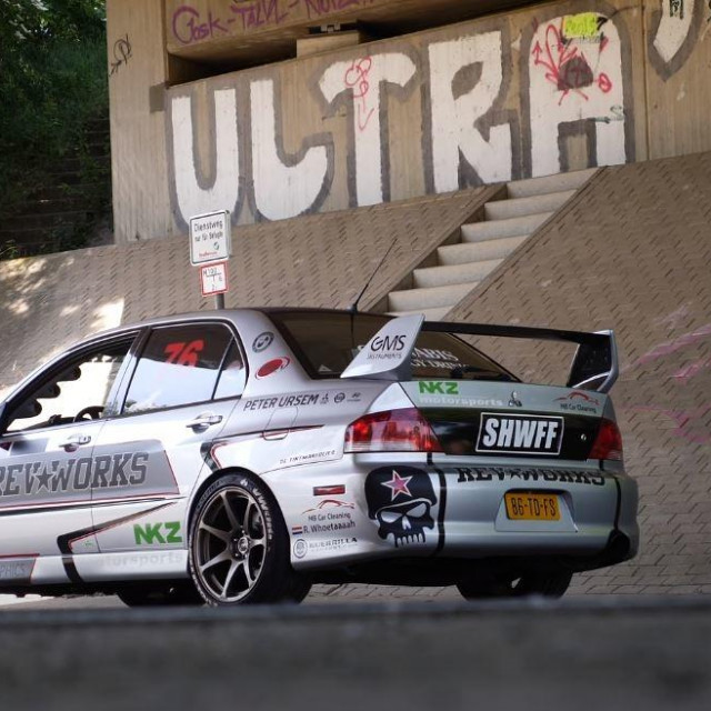 Mitsubishi Lancer EVO IX