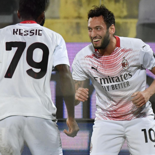 Hakan Calhanoglu