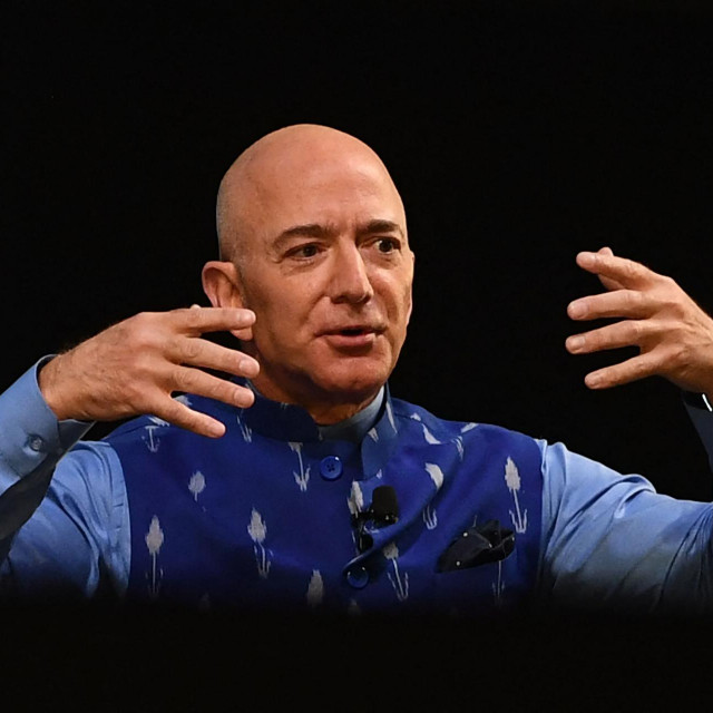 Jeff Bezos 