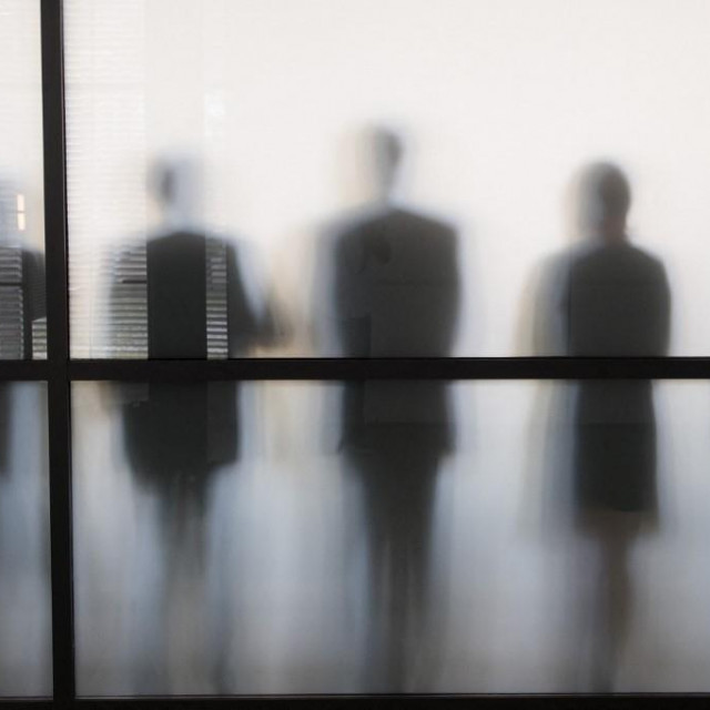 Zviždači, Ilustracija