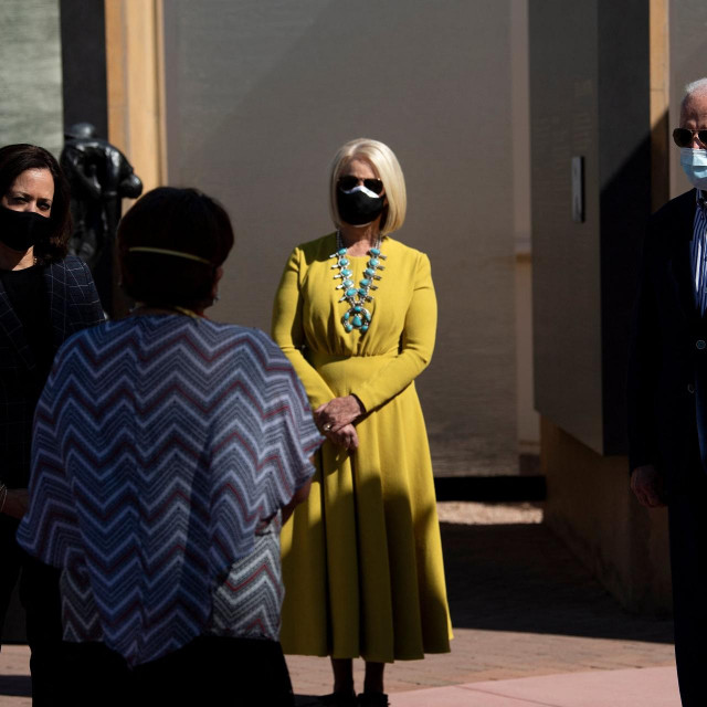 Cindy McCain i Joe Biden